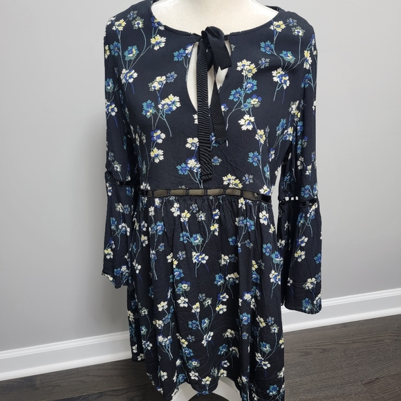 Ella Moss Eyelet dress size large - Picture 1 of 9